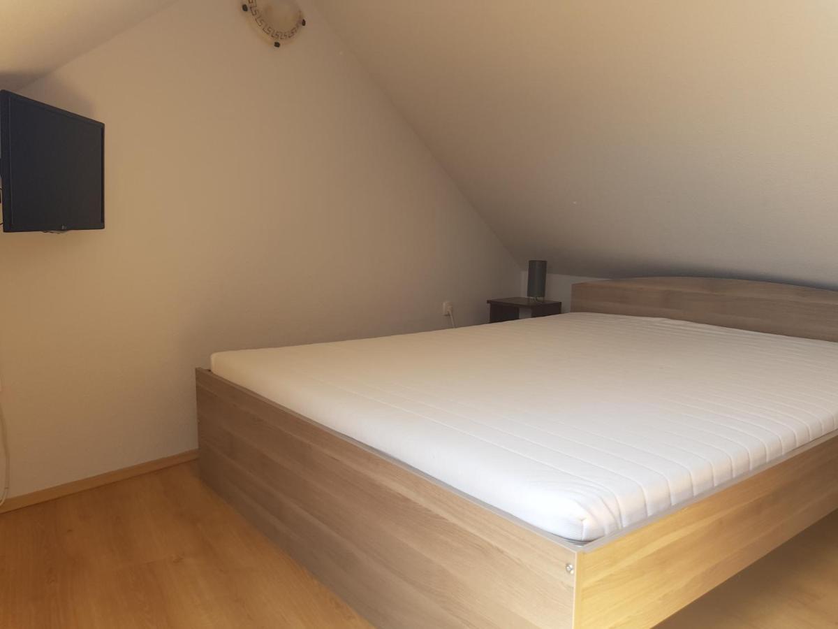 Zoli Apartmanok-Adri Koelcsey 32 Hajdúszoboszló 外观 照片