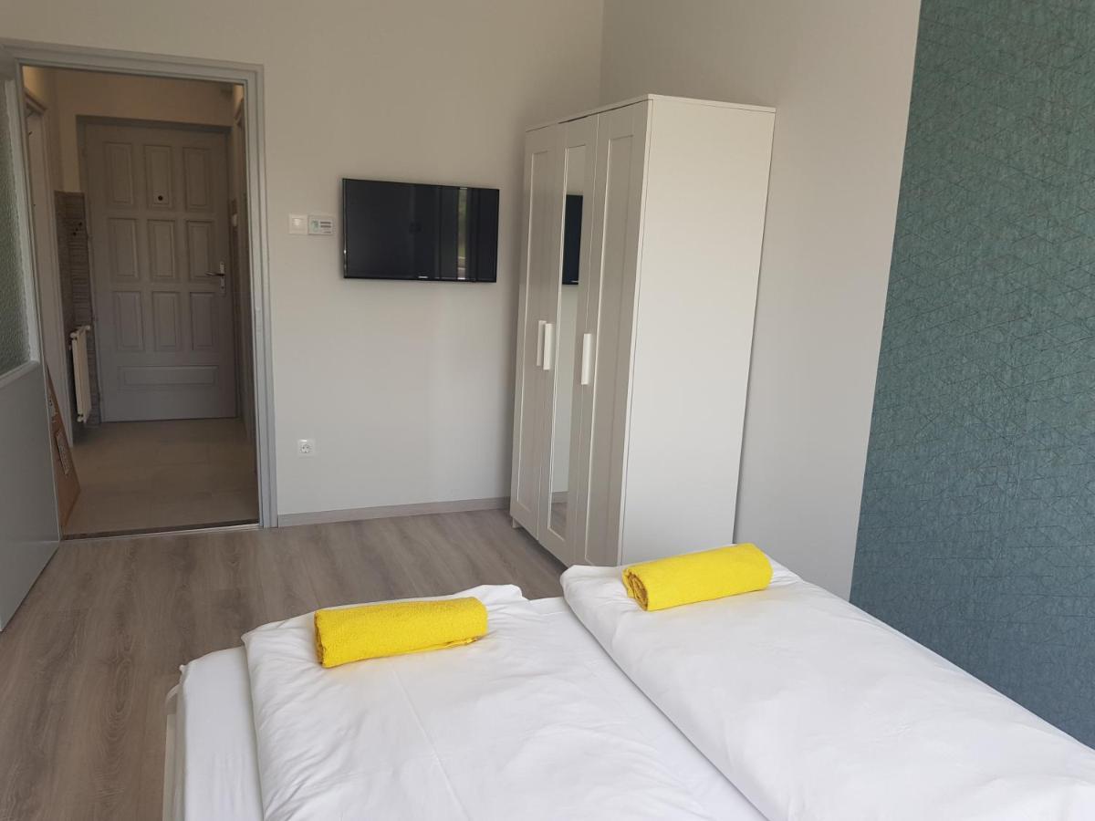 Zoli Apartmanok-Adri Koelcsey 32 Hajdúszoboszló 外观 照片